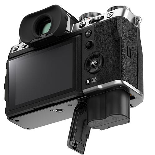 X-T5 Mirrorless Camera in Silver with XF16-80mm F4 R OIS WR Lens Product Image (Secondary Image 3)