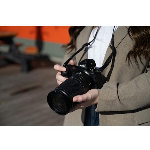 Nikkor Z 28-400mm f/4.8 VR Lens Product Image (Secondary Image 3)
