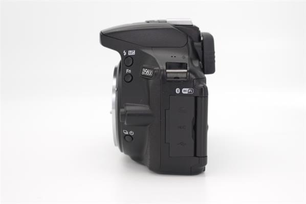 D5600 Body - Secondary Sku Image
