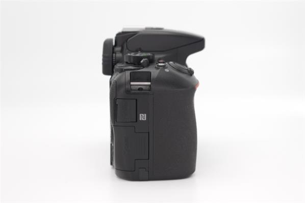 D5600 Body - Secondary Sku Image